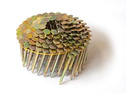 Obrázek pro produkt Hřebíky ve svitku, 45 mm (7 200 ks)